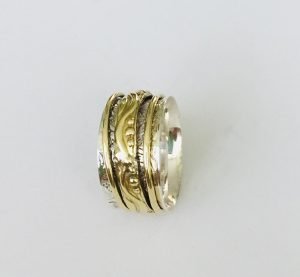 upside of a medication ring made sterling silver
