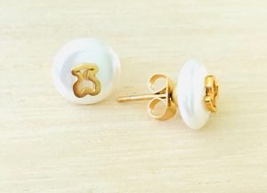 bear shape earrings 28 inches, Height .31 x Width .28