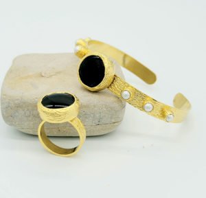 black onyx stone ring bracelet gold plated