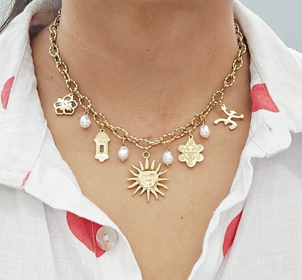 Pearl, Coqui Taino, Maga Flower, Ibiscus Flower Necklace.